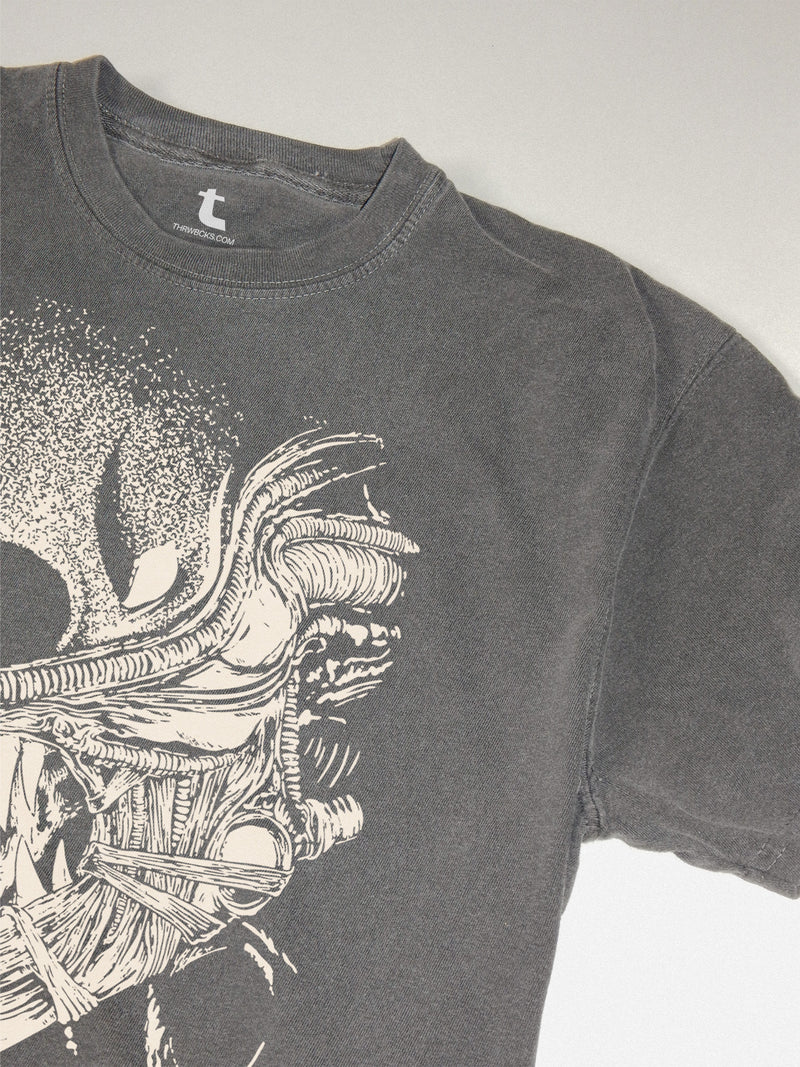 Alien horror movie t-shirt, romulus xenomorph japanese graphic tee on retro washed black shirt