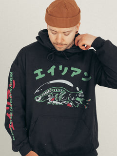 1979 Alien Movie hoodie with sleeve text, black retro sci-fi horror movie hooded sweatshirt with xenomorph and japanese movie poster text